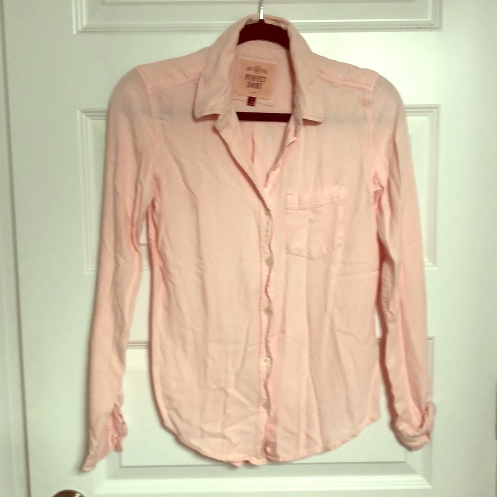 Light Pink Button-Up Shirt (Size XS)